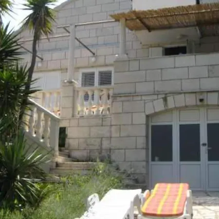 Two Bedroom With Balcony And Sea View *