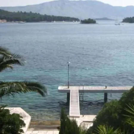 Two Bedroom With Balcony And Sea View 科尔丘拉